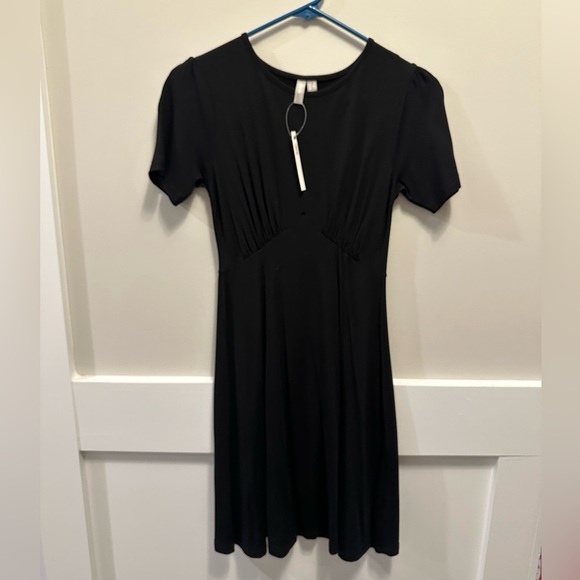 ASOS Dresses & Skirts - ASOS Classic Black Tee